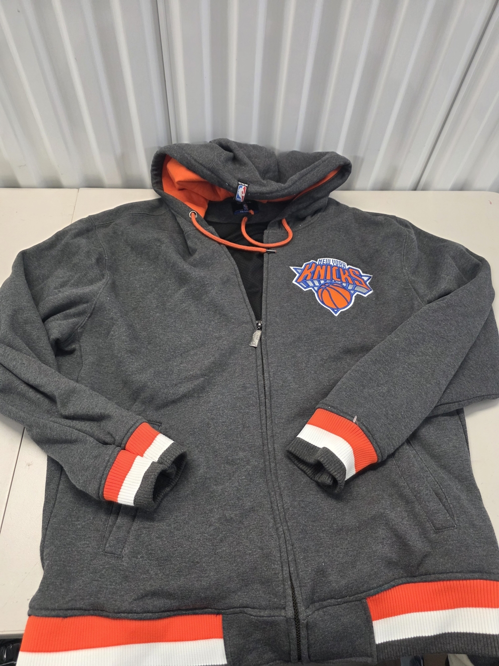 NBA UNK Zip Hoodie NewYork Knicks gray & striped Men's Size XXL